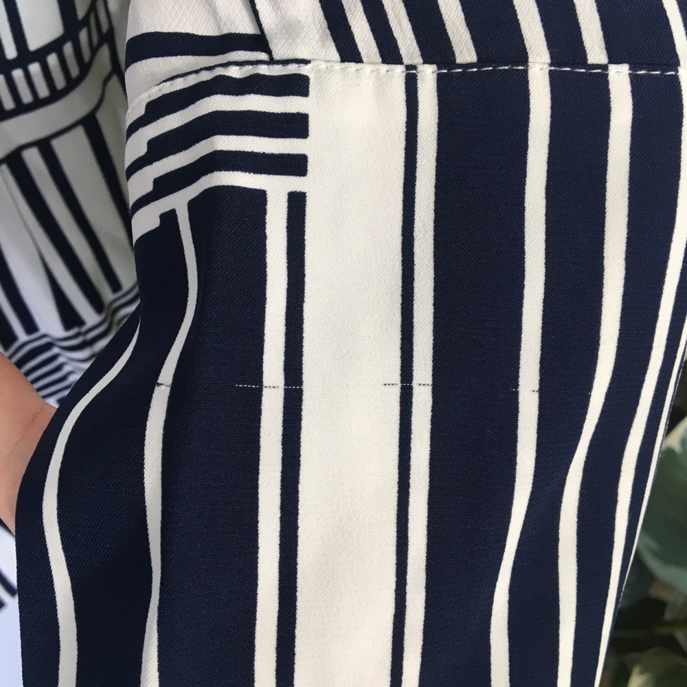 C/Meo Collective V Neck Wrap Grid Print Top - Picture 8 of 8